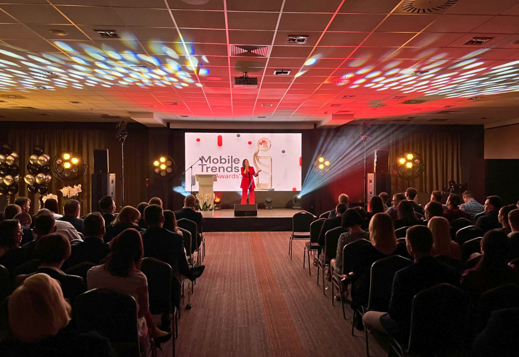 Występ Katarzyny Góras podczas uroczystej Gali Mobile Trends Conference 2023 w Metropolo Krakow by Golden Tulip
